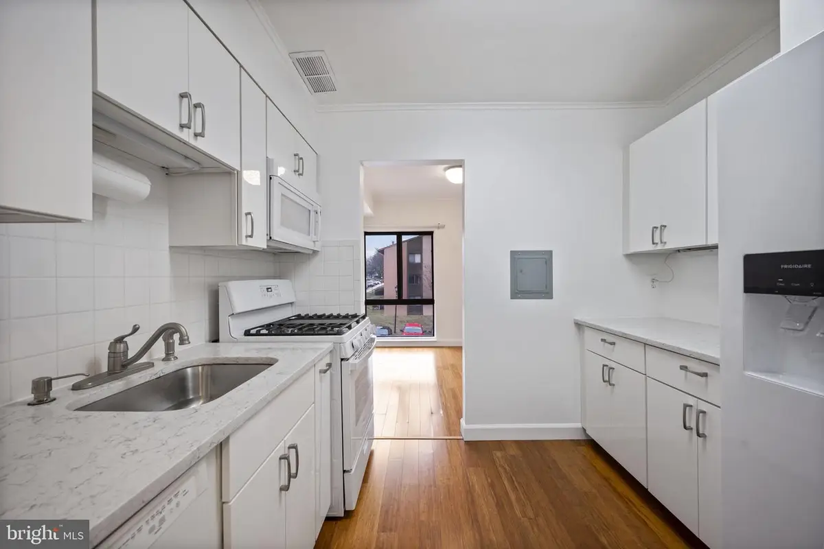 5921 Tamar Dr #12 P12, Columbia, MD 21045 - Image #1