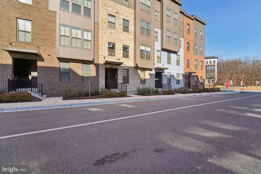 10006-a American Pharoah Ln #111, Laurel, MD 20723 - Image #2