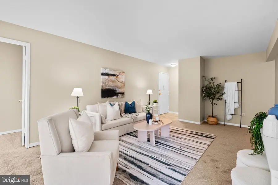 8717 Hayshed Ln #32, Columbia, MD 21045 - Image #3