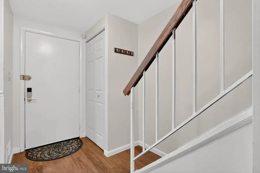 5512 Mystic Ct, Columbia, MD 21044 - Image #2