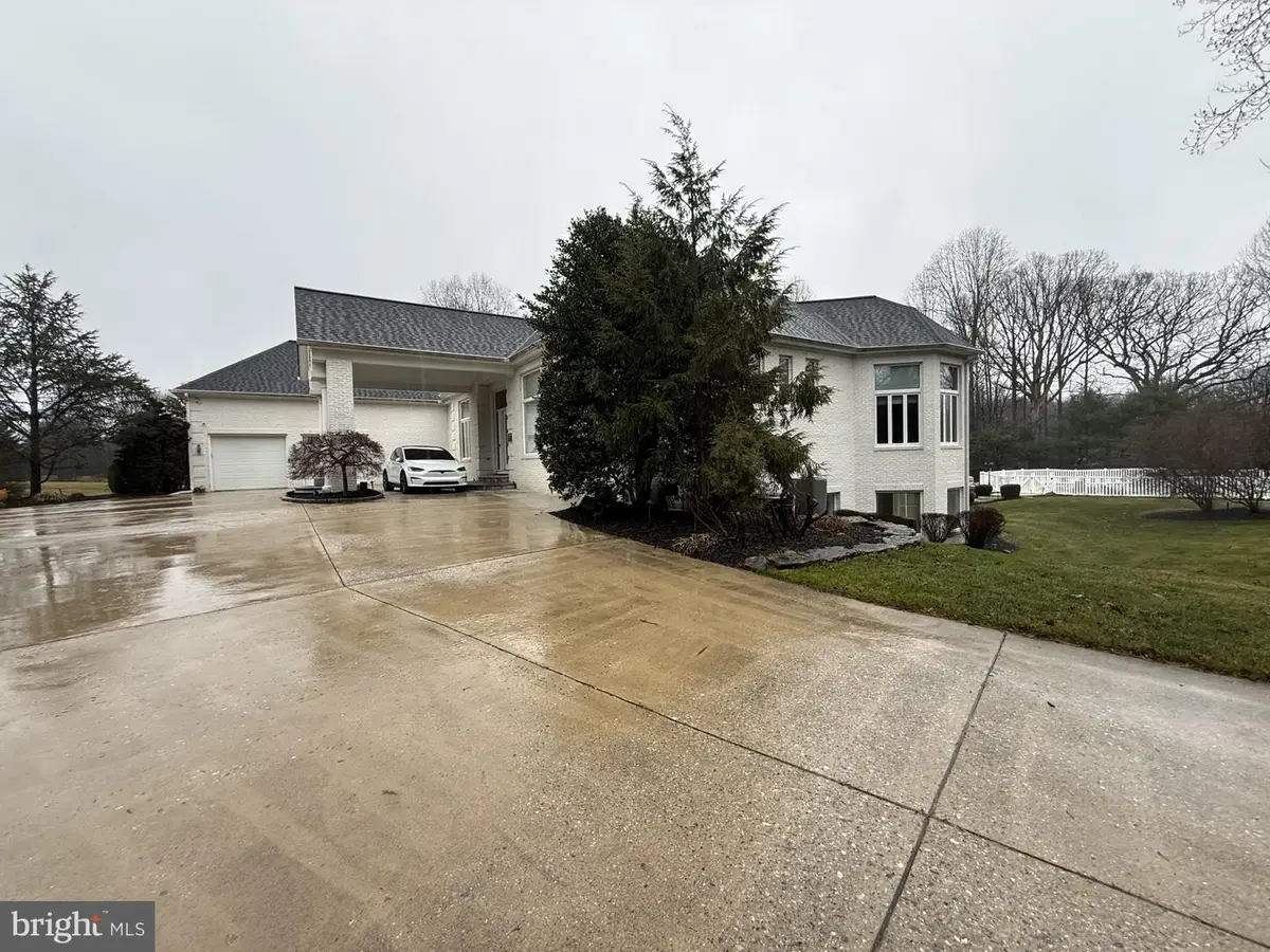 11678 Frederick Rd, Ellicott City, MD 21042 - Image #1