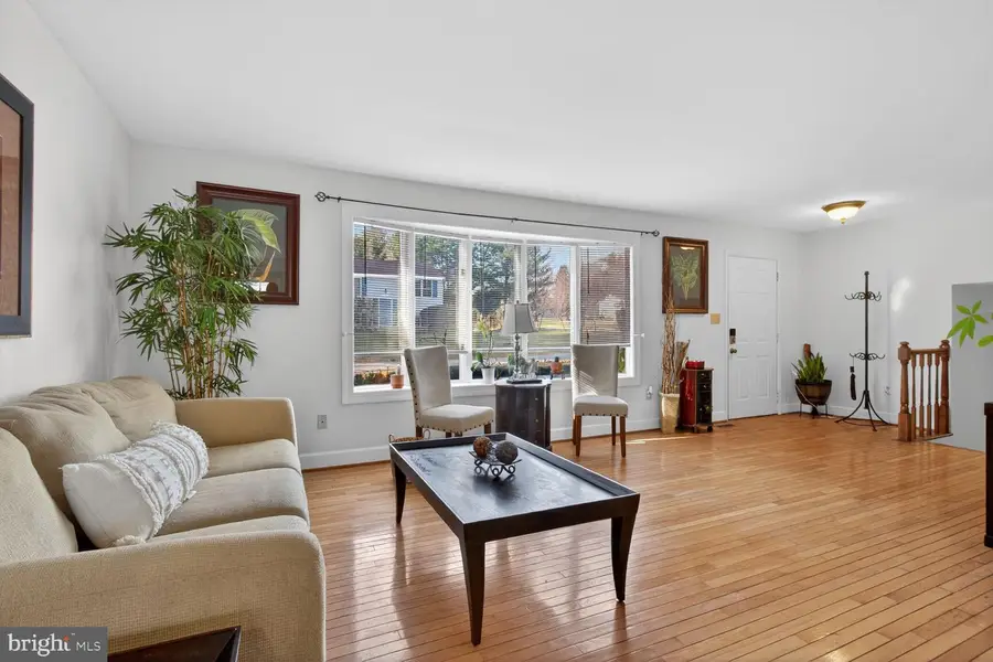 4709 Hale Haven Dr, Ellicott City, MD 21043 - Image #3