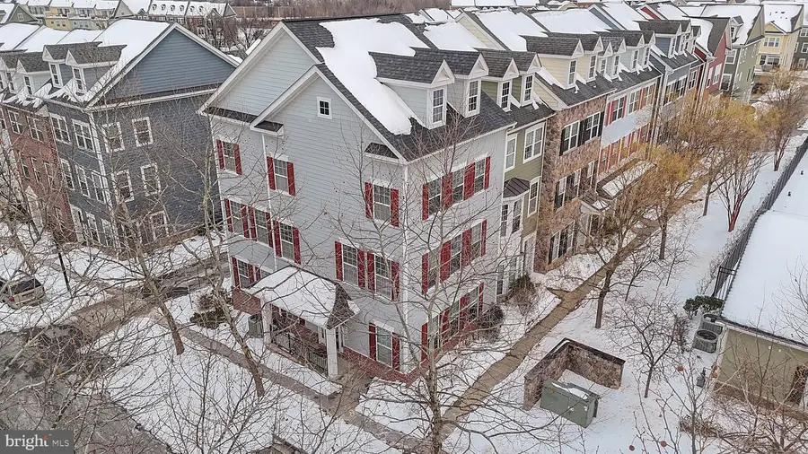 5788 Richards Valley Rd, Ellicott City, MD 21043 - #2