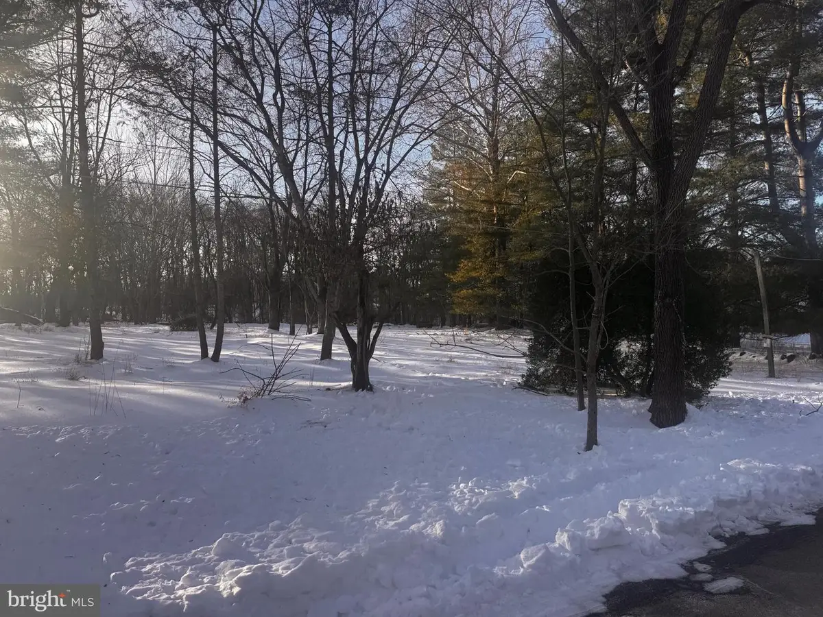 4640 Manor Ln, Ellicott City, MD 21042 - #1