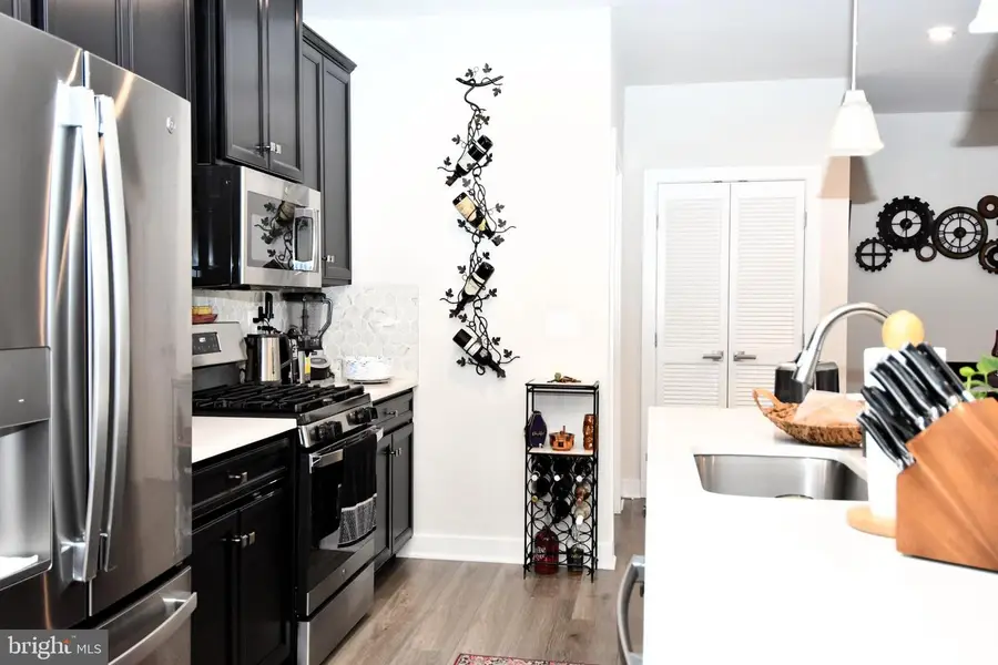 10401 Resort Rd #f, Ellicott City, MD 21042 - Image #3