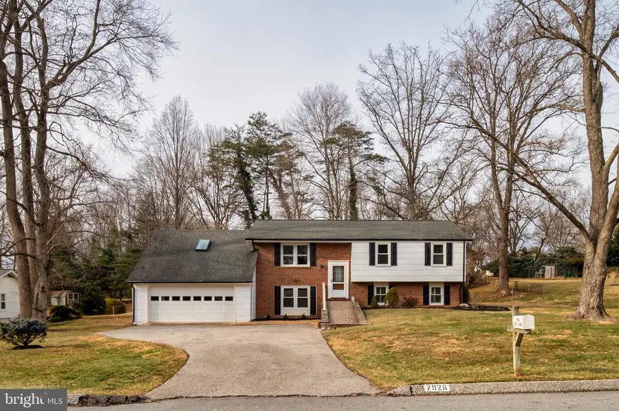 7926 Helmart Dr, Laurel, MD 20723 - #2