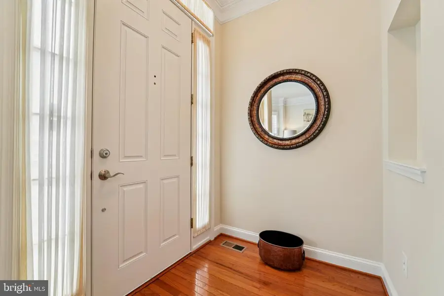 6033 Talbot Dr, Ellicott City, MD 21043 - #3