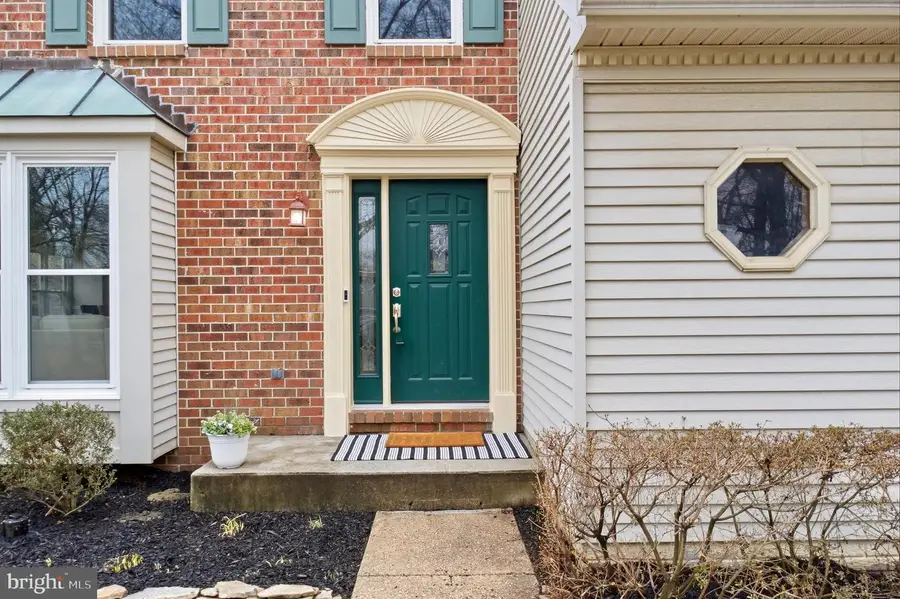 4911 Harrogate Rd Sw, Ellicott City, MD 21043 - #3