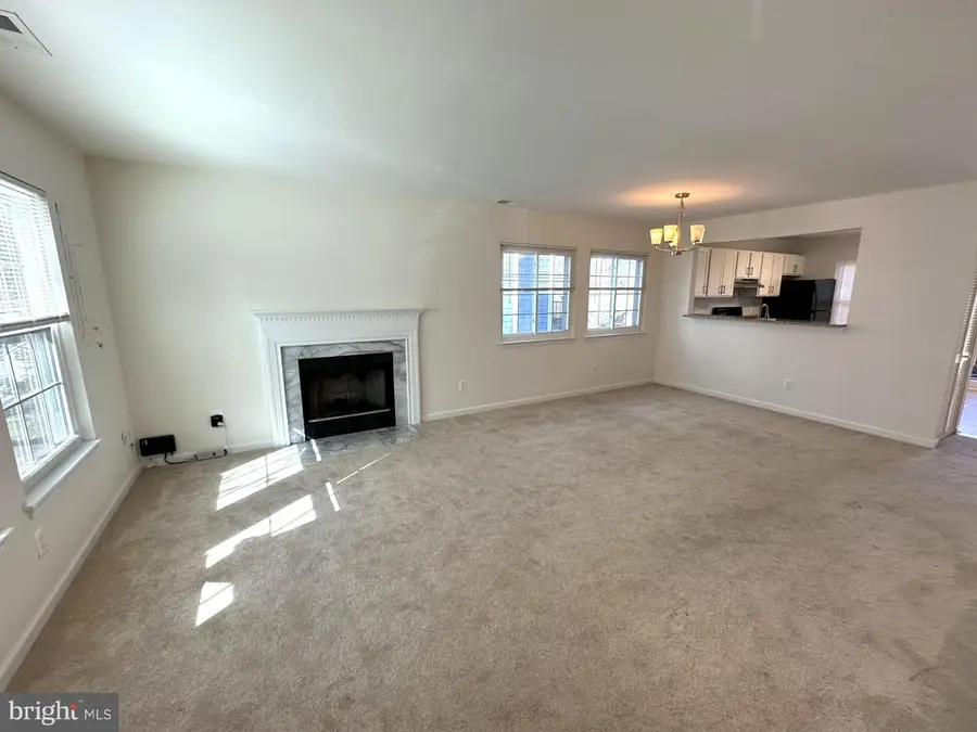 4820 Dorsey Hall Dr #1, Ellicott City, MD 21042 - #3