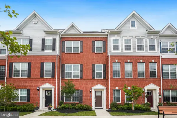 8070 Potter Pl, ELKRIDGE, MD 21075