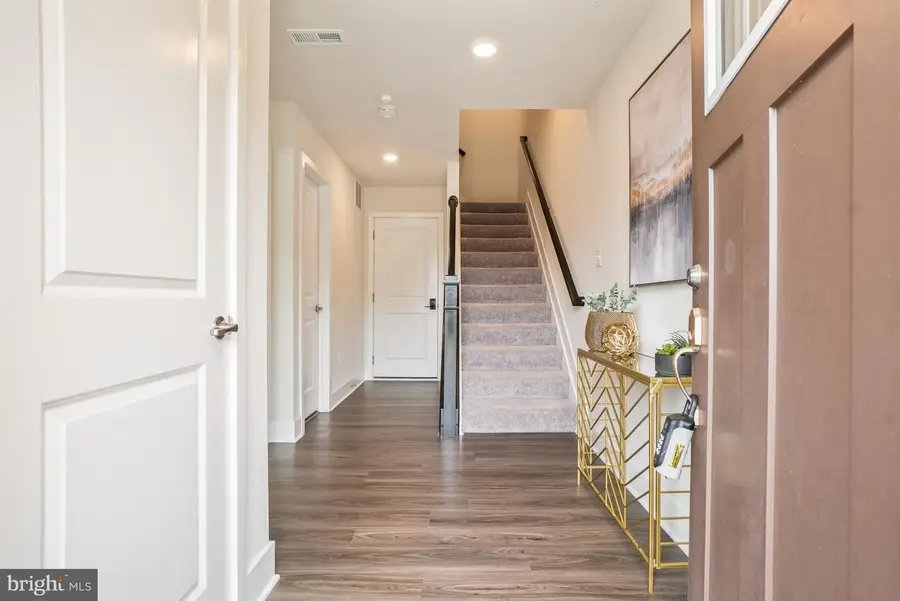 8070 Potter Pl, Elkridge, MD 21075 - #2