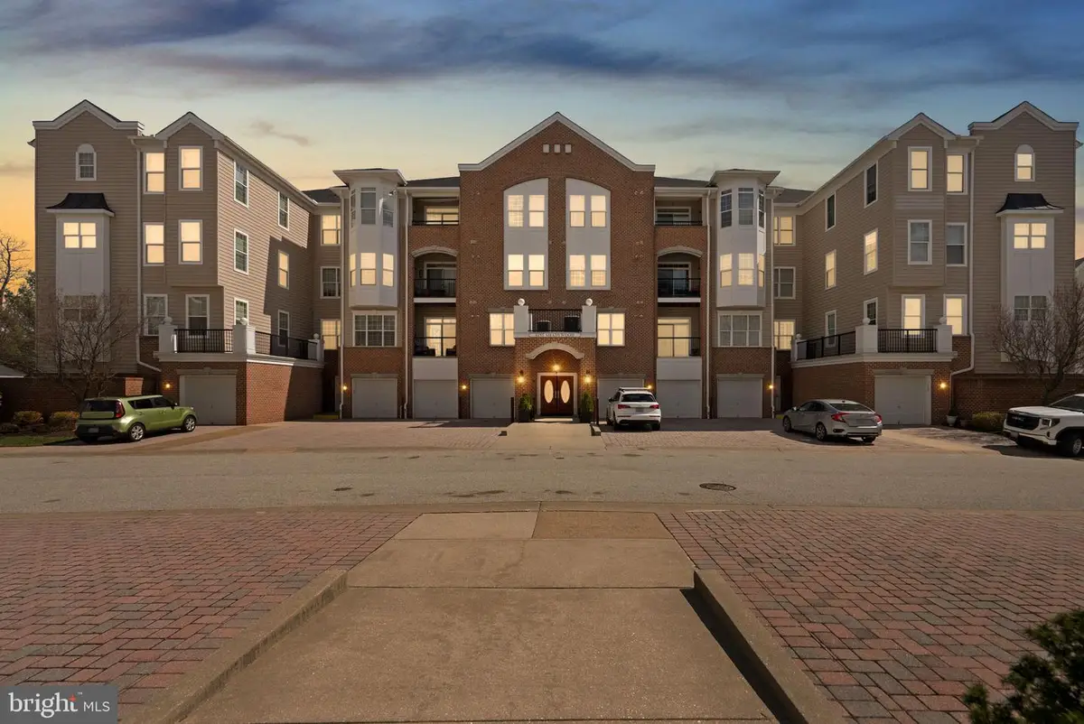 6155 Shadywood Rd #204, Elkridge, MD 21075 - #1