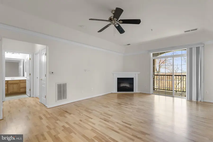 6155 Shadywood Rd #204, Elkridge, MD 21075 - #3