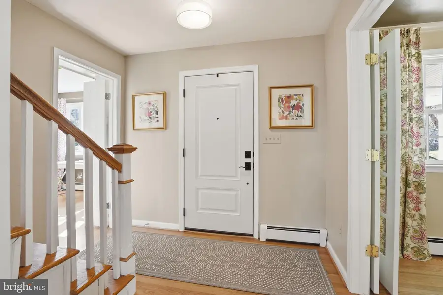 10208 Cabery Rd, Ellicott City, MD 21042 - #2