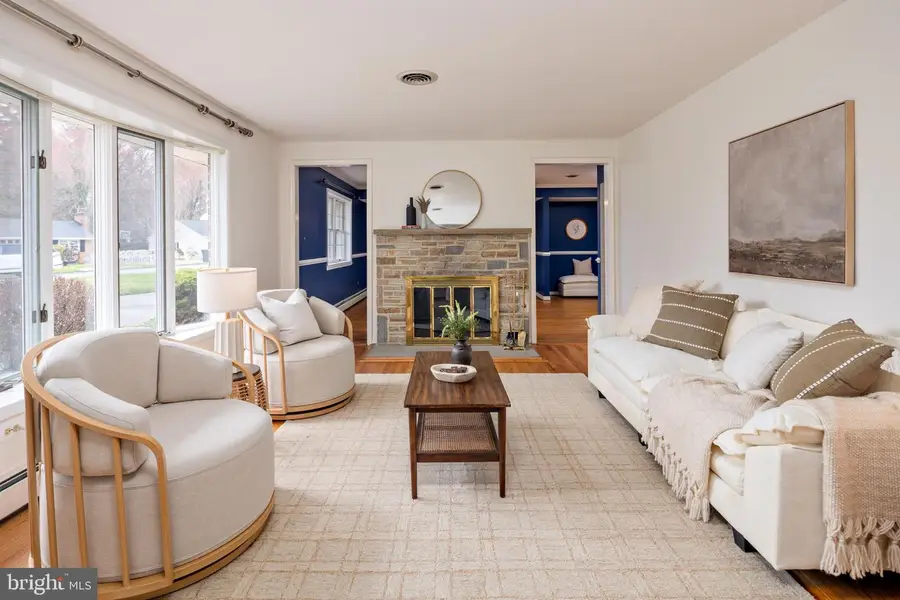 10214 Green Clover Dr, Ellicott City, MD 21042 - #3