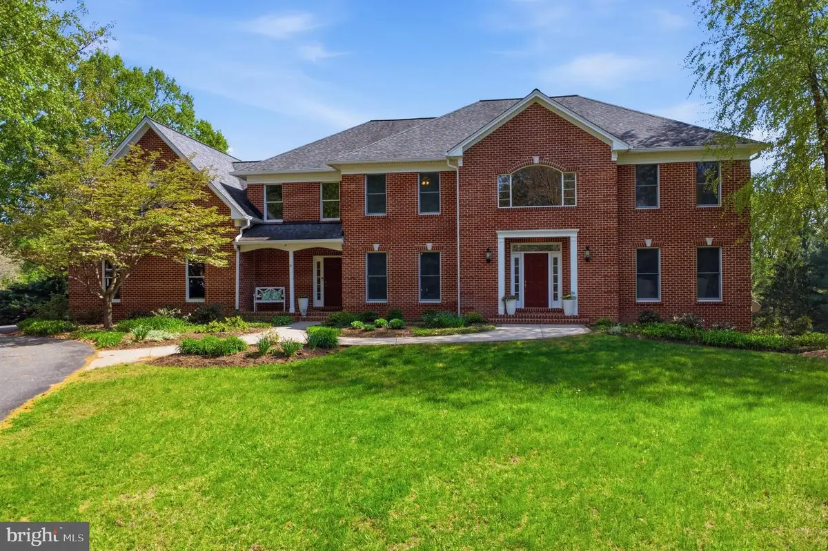 11641 Quarterfield Dr, Ellicott City, MD 21042 - #1