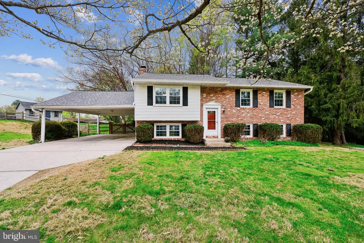 3444 Walker Dr, Ellicott City, MD 21042 - #1