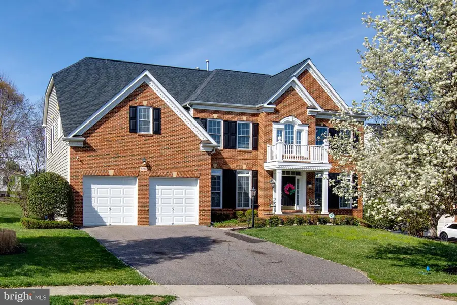 8734 Wethered Dr, Ellicott City, MD 21043 - #2