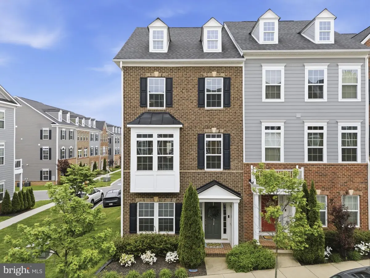 5977 Glen Willow Way, Ellicott City, MD 21043 - #1