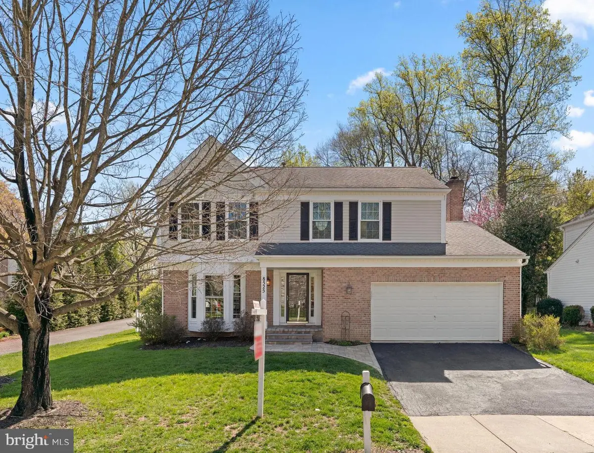 8525 Trail View Dr, Ellicott City, MD 21043 - #1