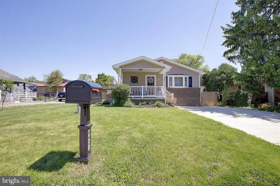 6421 Harthorn Ave, Elkridge, MD 21075 - #2