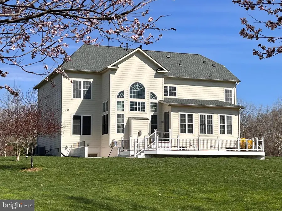 11039 Hunters View Rd, Ellicott City, MD 21042 - #2