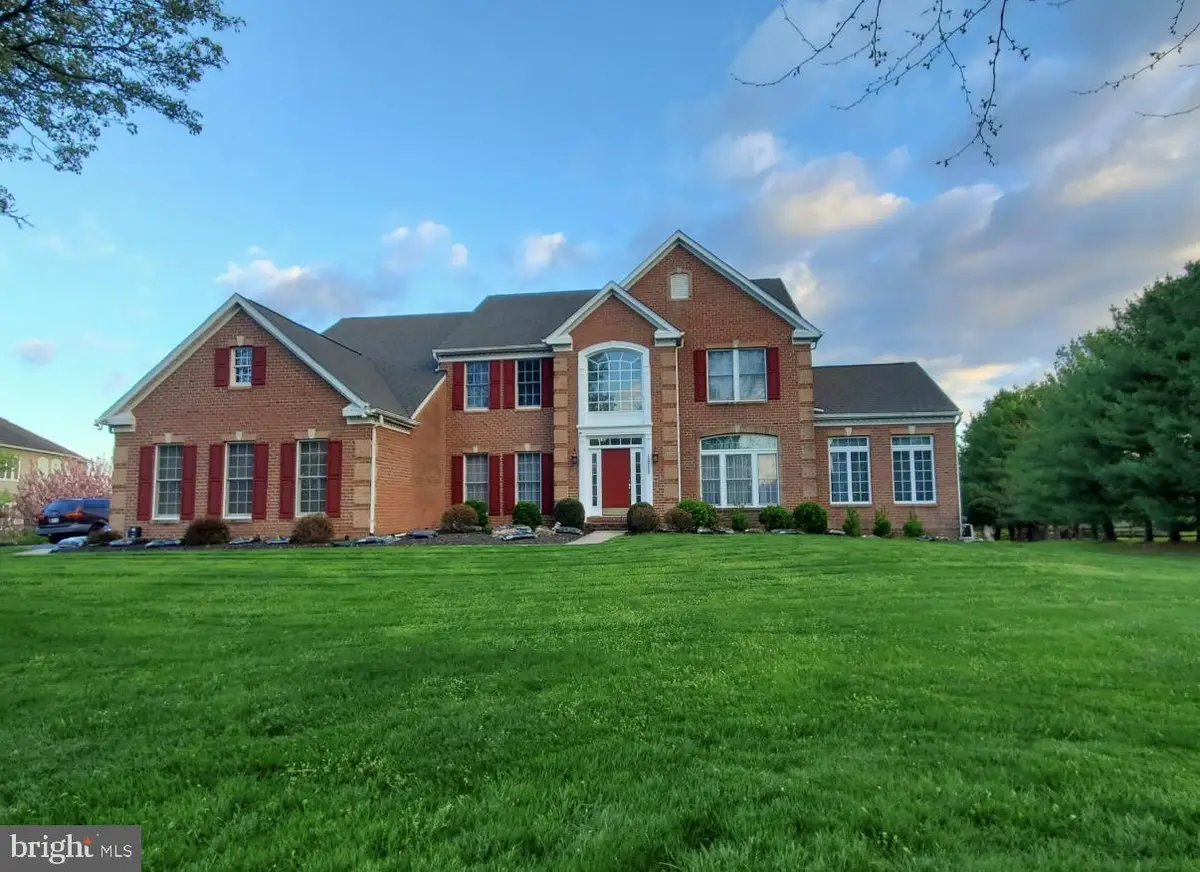 12020 Open Run Rd, Ellicott City, MD 21042 - #1