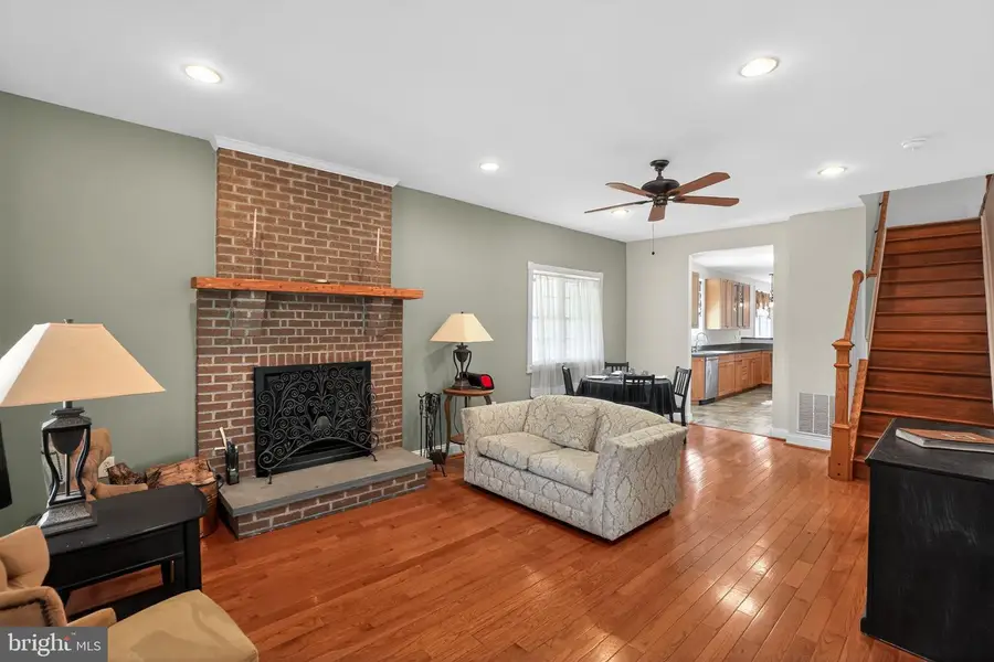 9260 Old Scaggsville Rd, Laurel, MD 20723 - #2