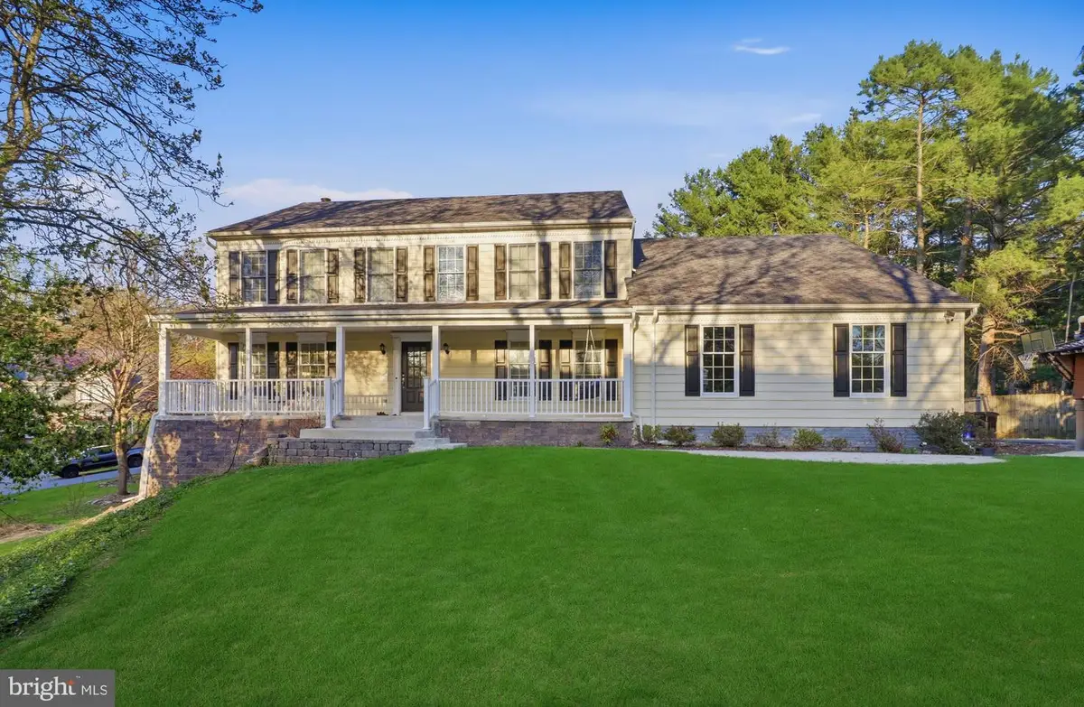 10144 Bracken Dr, Ellicott City, MD 21042 - #1