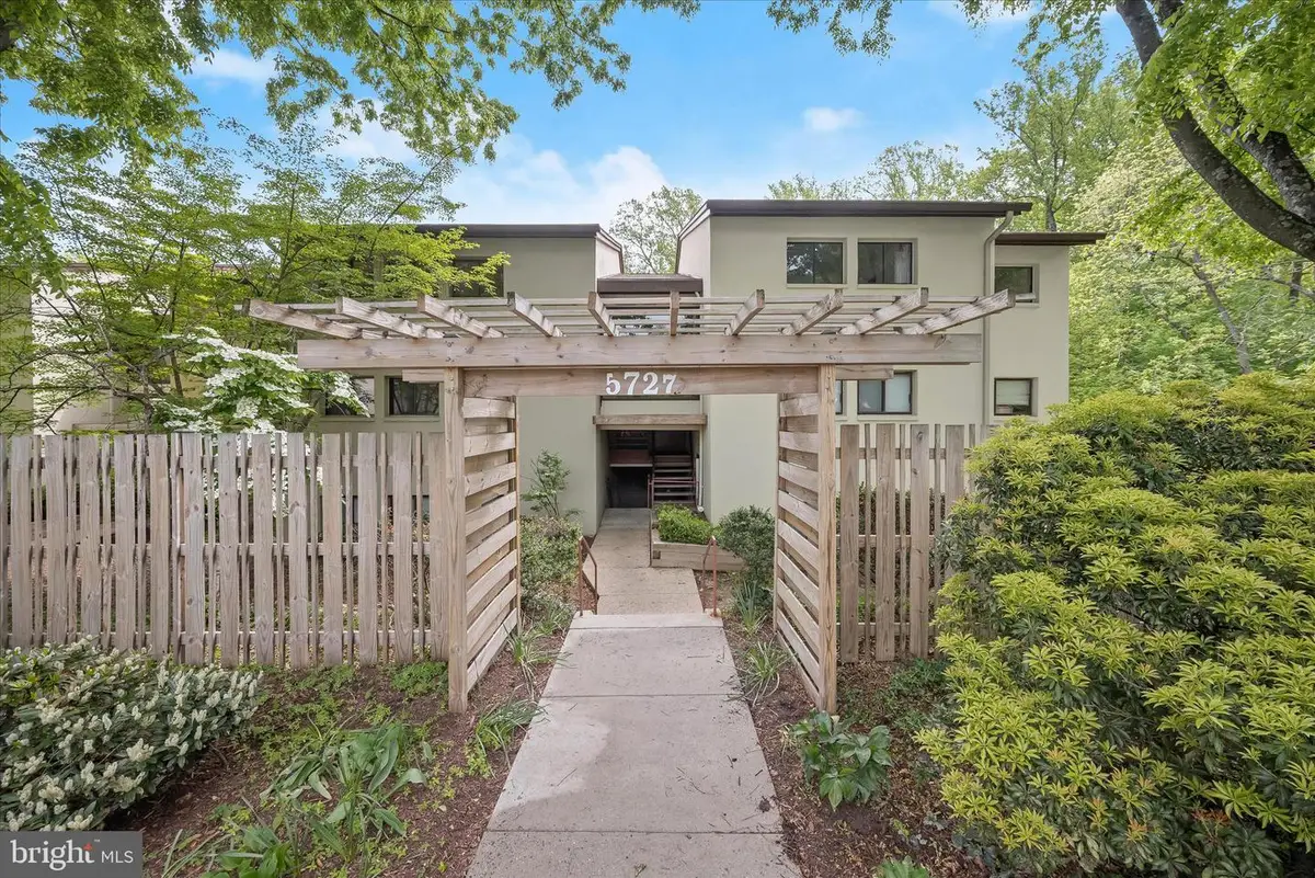 5727 Harpers Farm Rd #e, Columbia, MD 21044 - #1