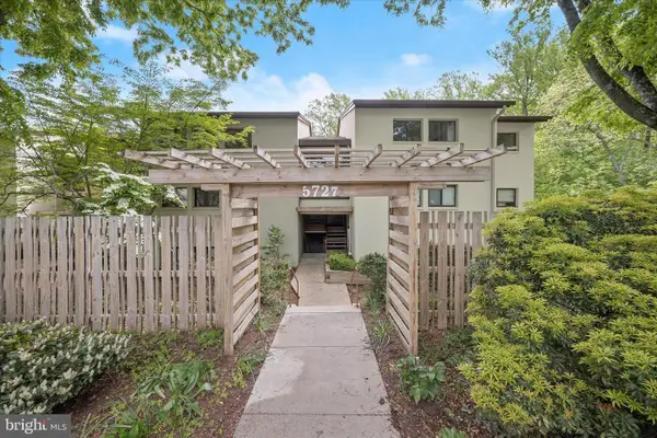 5727 Harpers Farm Rd #e, COLUMBIA, MD 21044