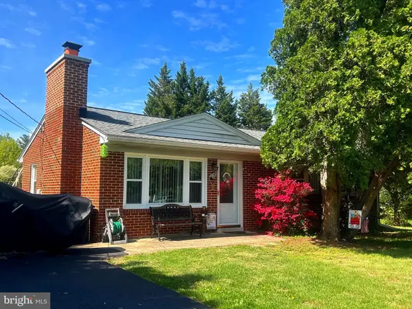 6122 Thompson Dr, CLARKSVILLE, MD 21029