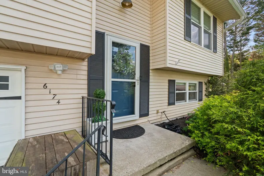 6174 Fairbourne Ct, Hanover, MD 21076 - #2
