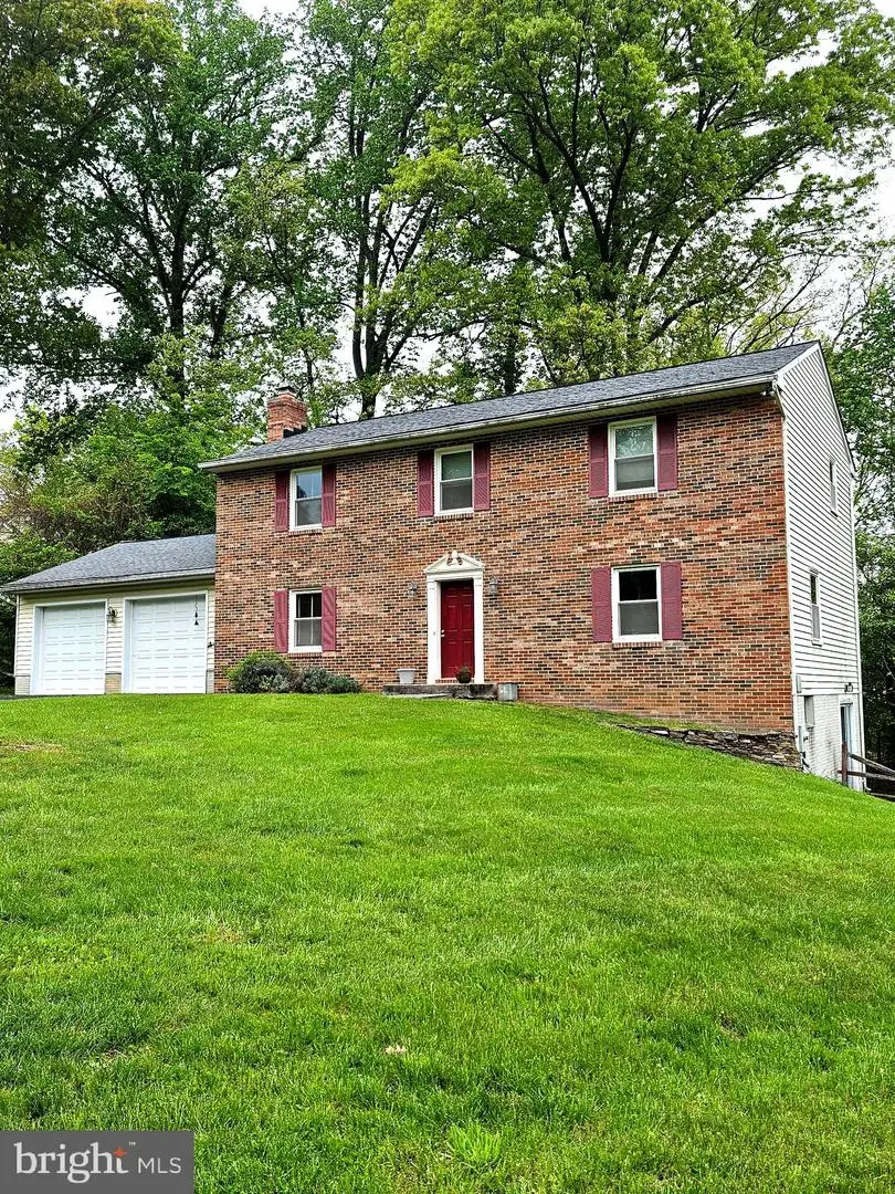 9676 Oak Hill Dr, Ellicott City, MD 21042 - #3