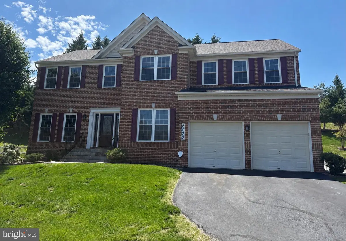8022 High Castle Rd, Ellicott City, MD 21043 - #1