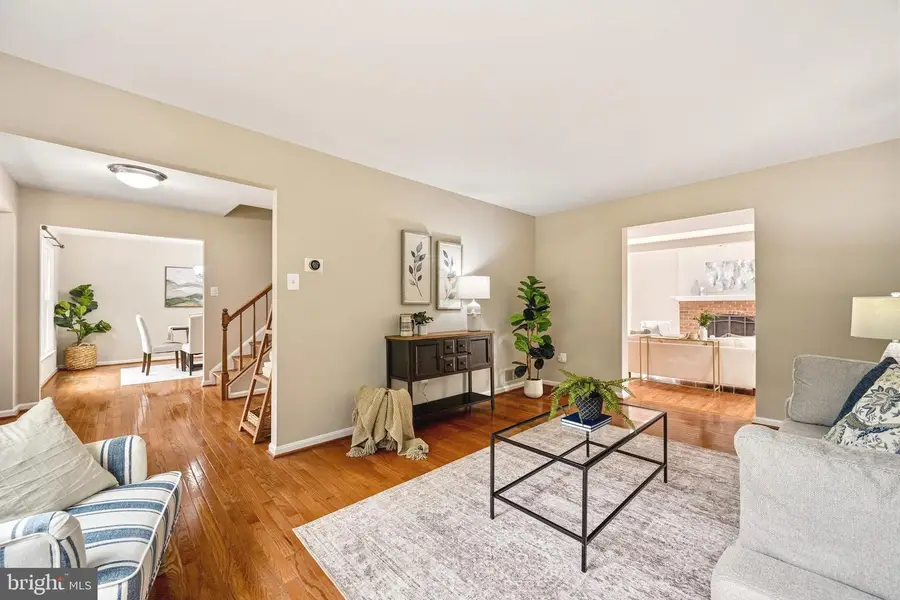 4955 Bramhope Ln, Ellicott City, MD 21043 - #3