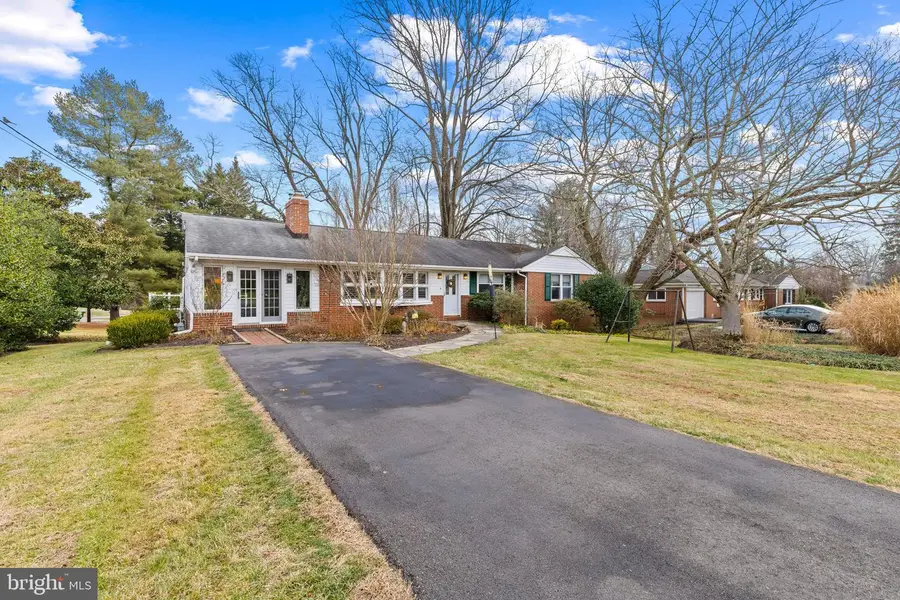 8419 High Ridge Rd, Ellicott City, MD 21043 - #3
