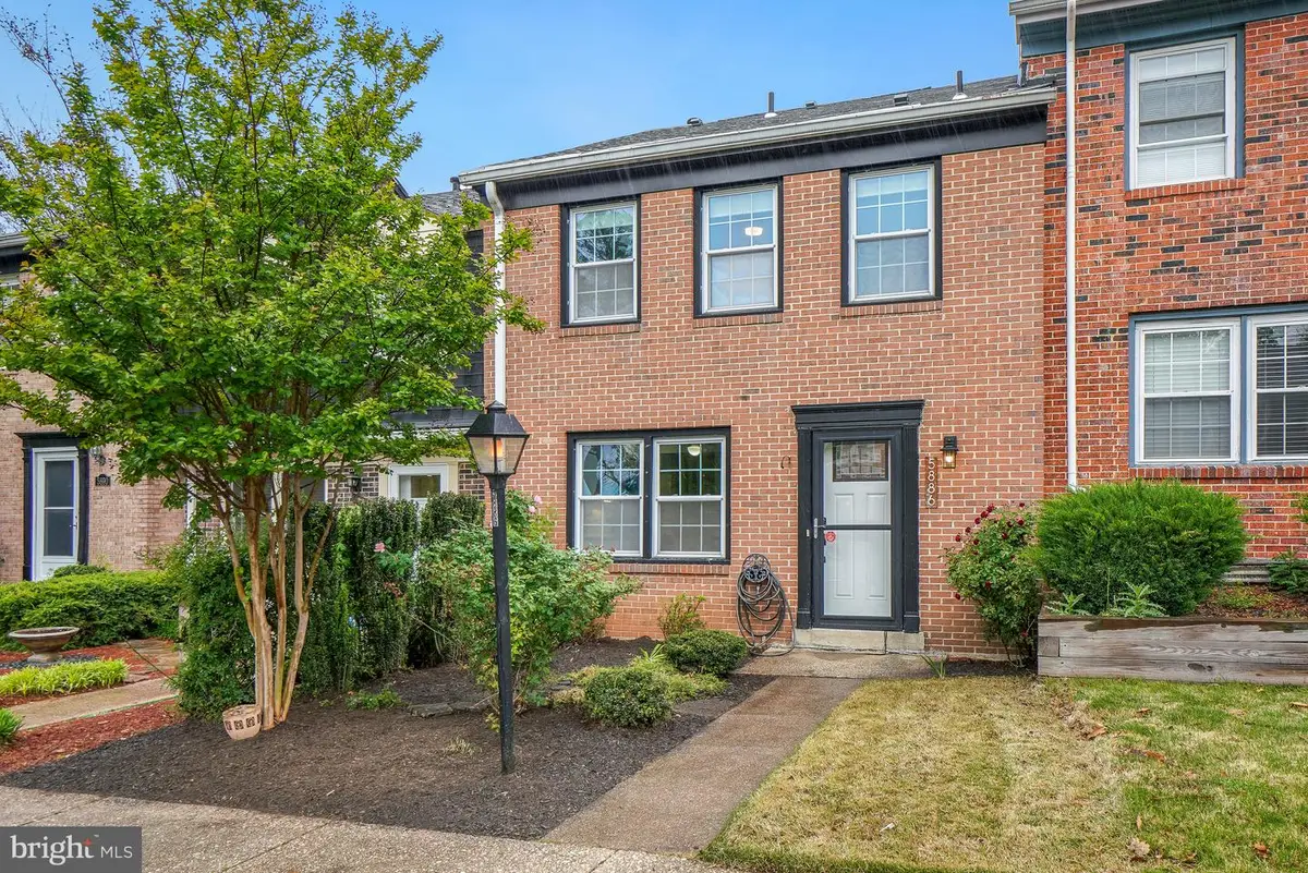 5886 Morningbird Ln, Columbia, MD 21045 - #1