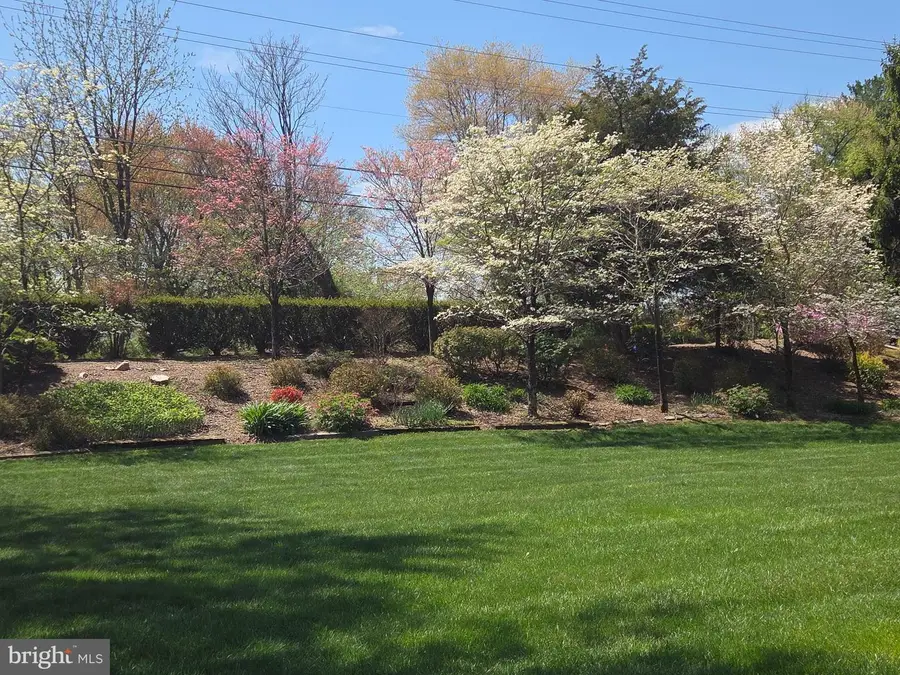 13164 Holly Loch Ln, Highland, MD 20777 - #2