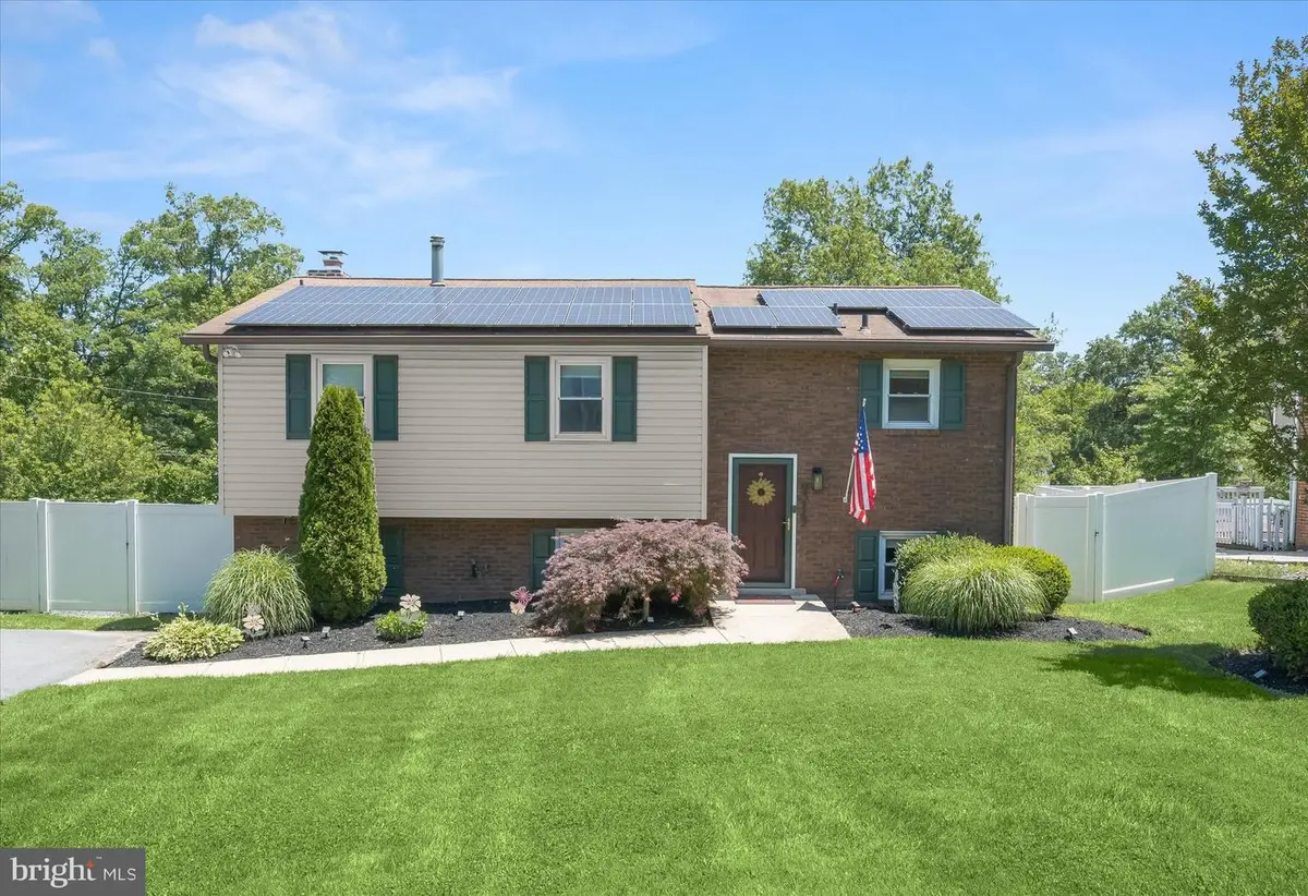 9315 Madison Ave, Laurel, MD 20723 - #1