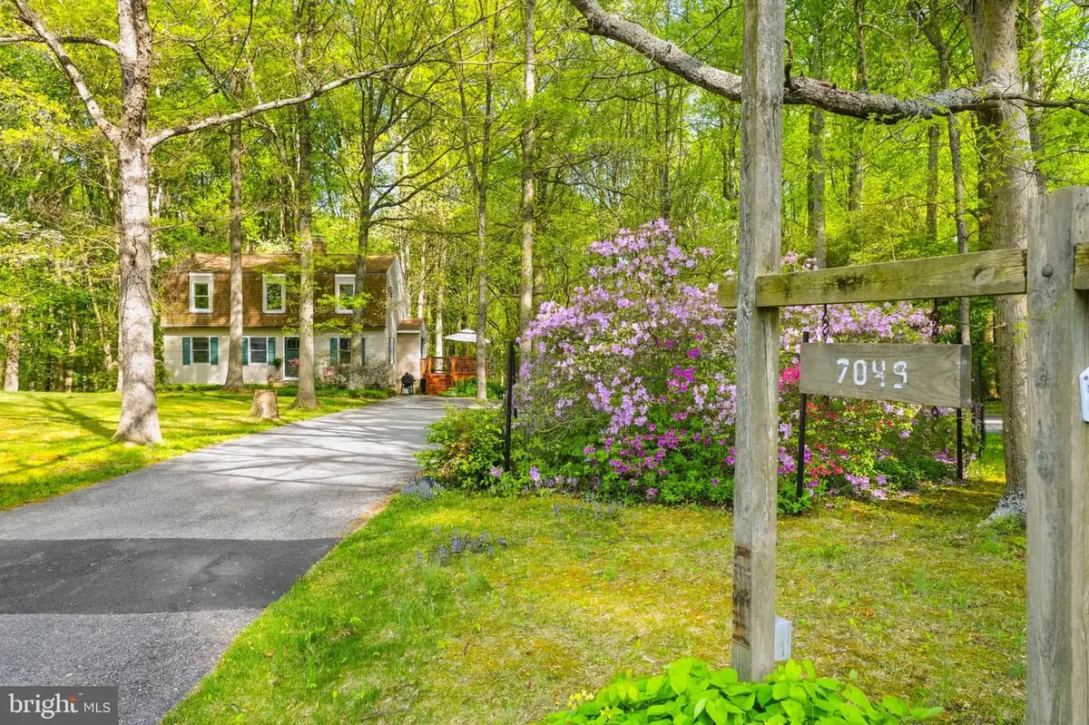 7049 Mink Hollow Rd, Highland, MD 20777 - #1