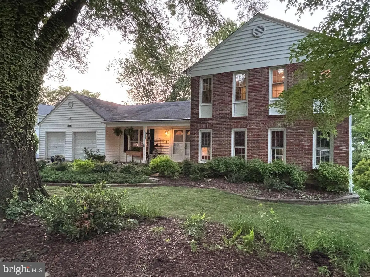 9206 Mellenbrook Rd, Columbia, MD 21045 - #1