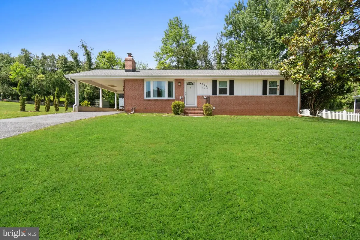 4010 Overlook Dr, Ellicott City, MD 21043 - #1