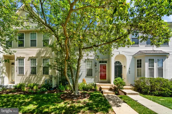 9197 Carriage House Ln #44, COLUMBIA, MD 21045