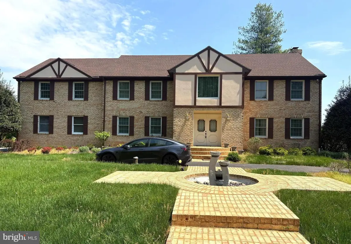 11706 Farside Rd, Ellicott City, MD 21042 - #1