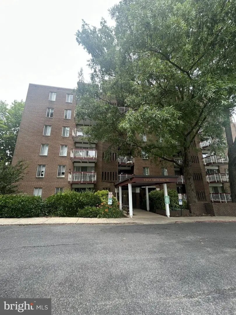10850 Green Mountain Cir #206, Columbia, MD 21044 - #1