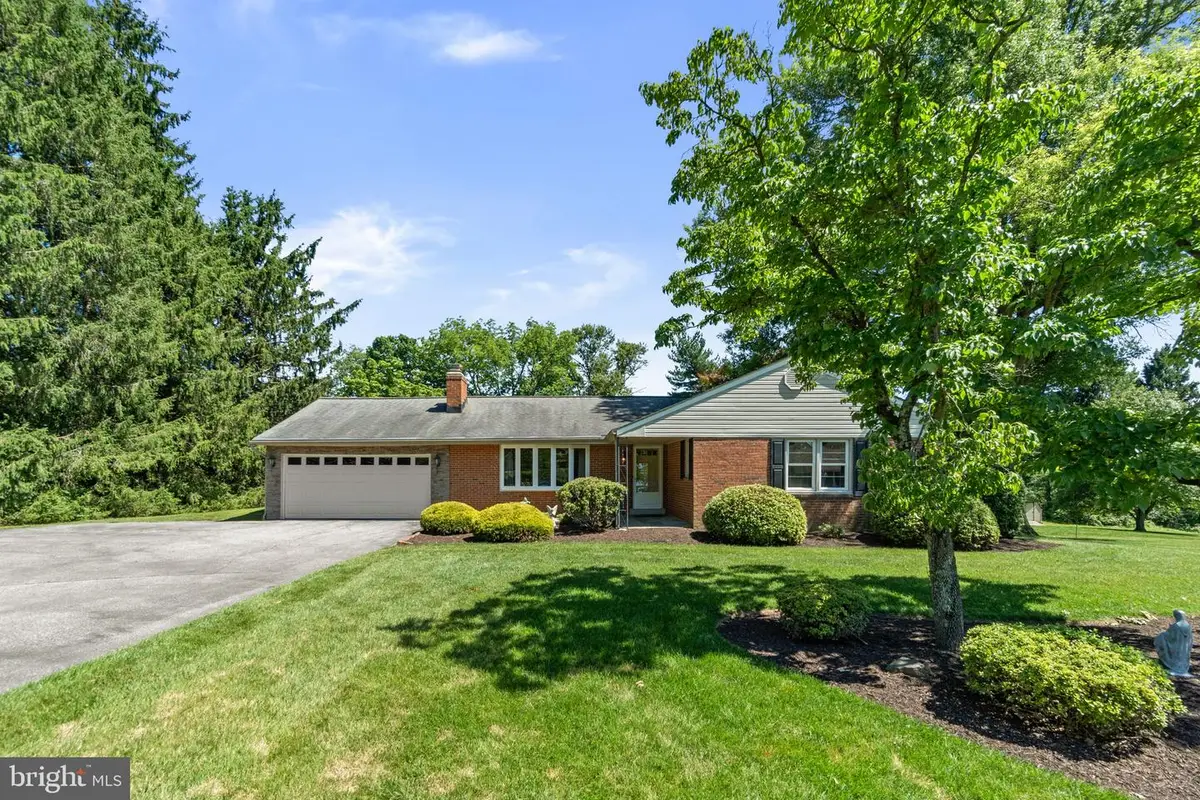 6417 Lochridge Rd, Columbia, MD 21044 - #1