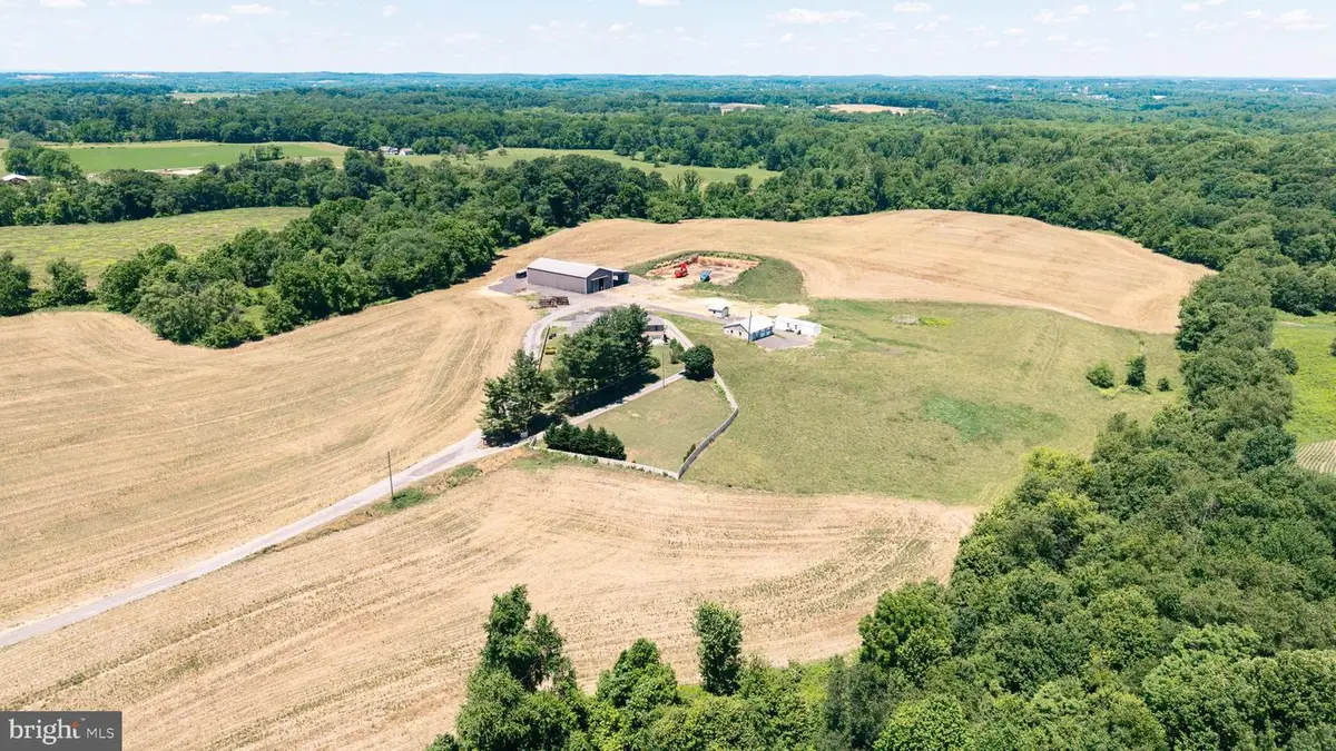 13090 Old Frederick Rd, Sykesville, MD 21784 - #1