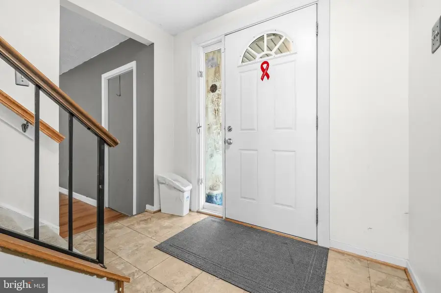 9076 Goldamber Garth, Columbia, MD 21045 - #2