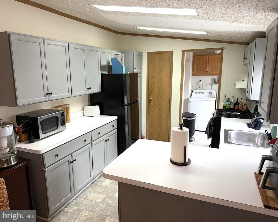 8423 Heartwood Rd, Jessup, MD 20794 - #2